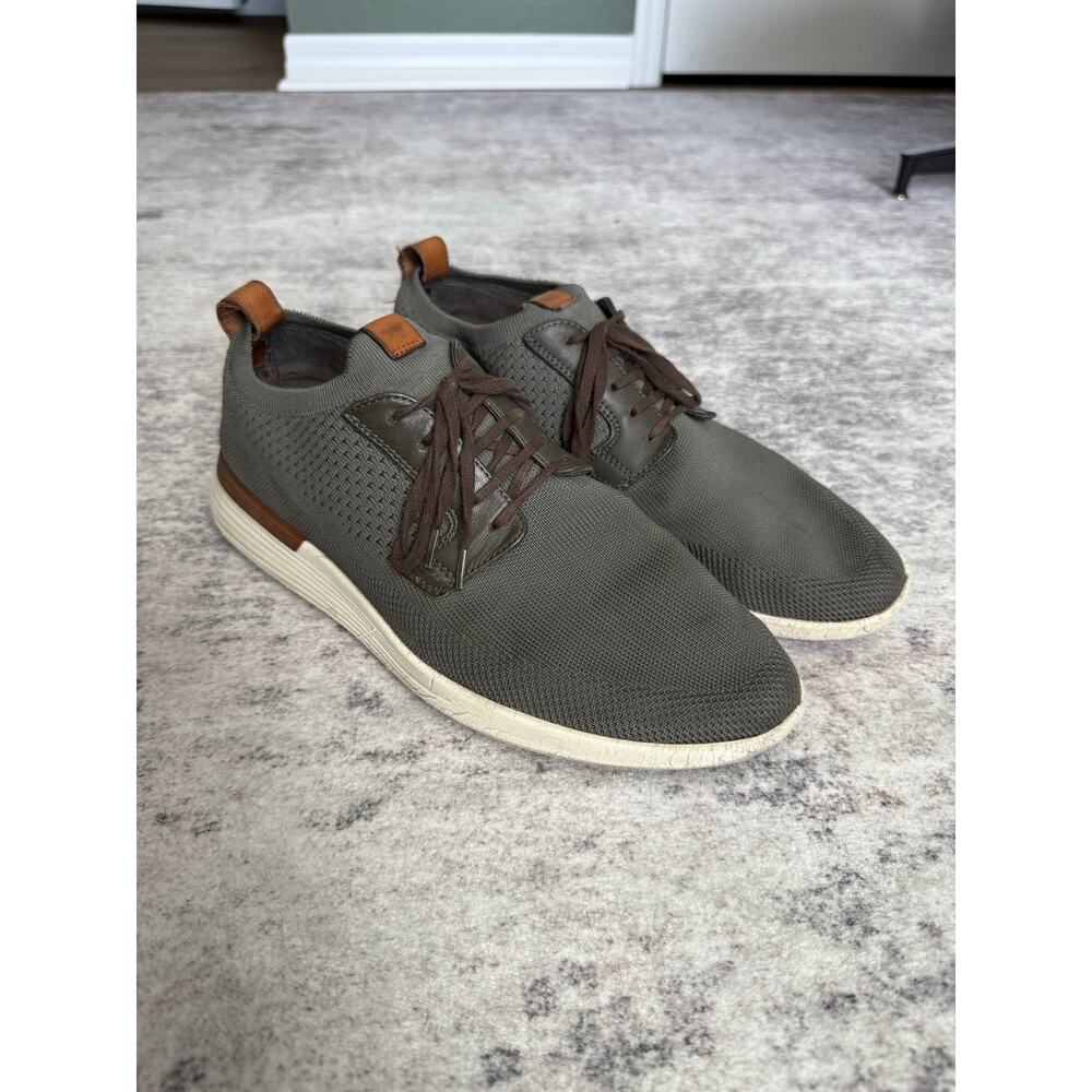 Wolf & Shepherd men’s gray knit shoes size 10